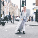 Tips Mix and Match Fashion Hijab dengan Cardigan Classic